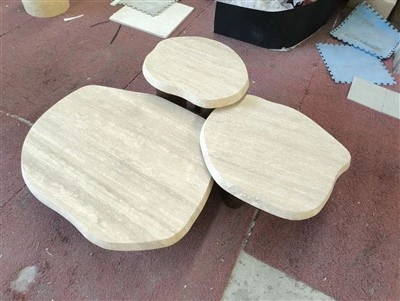 Fyllede beige travertin steinbord